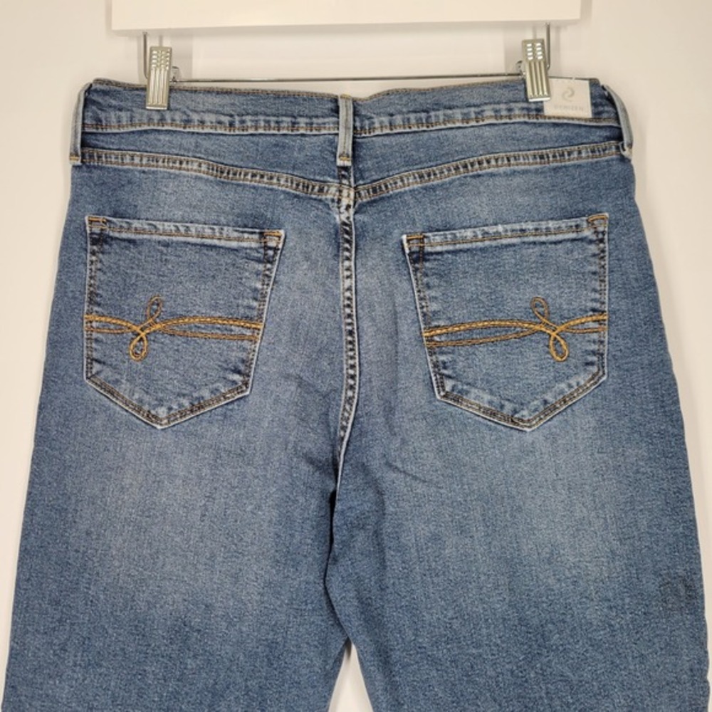 DENIZEN from Levi's Mom‎ Jean Distressed Medium Wash Blue Denim Size 31 x 25 - Picture 7 of 10